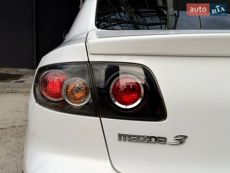 Седан Mazda 3 2009 в Києві