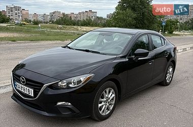 Седан Mazda 3 2016 в Запоріжжі