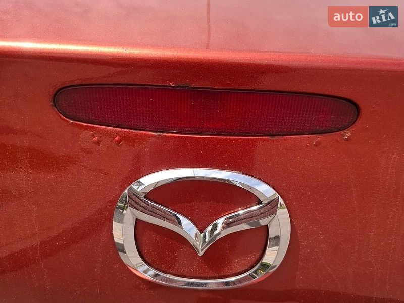 Седан Mazda 3 2004 в Запоріжжі