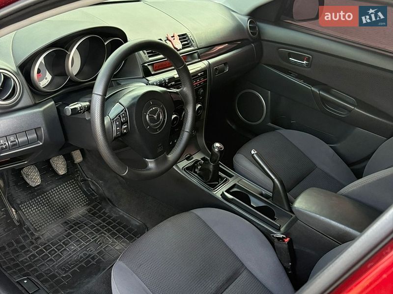 Хэтчбек Mazda 3 2009 в Краматорске