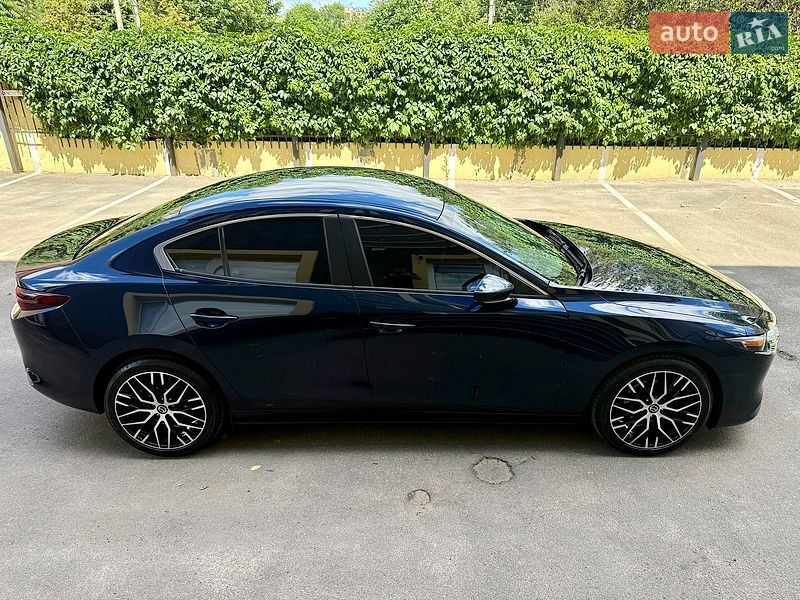 Седан Mazda 3 2019 в Києві