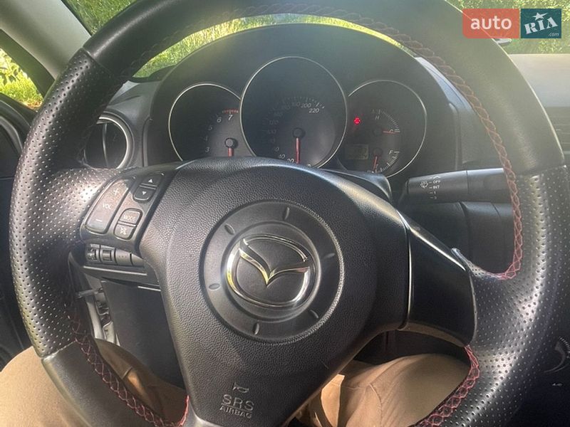 Седан Mazda 3 2006 в Киеве