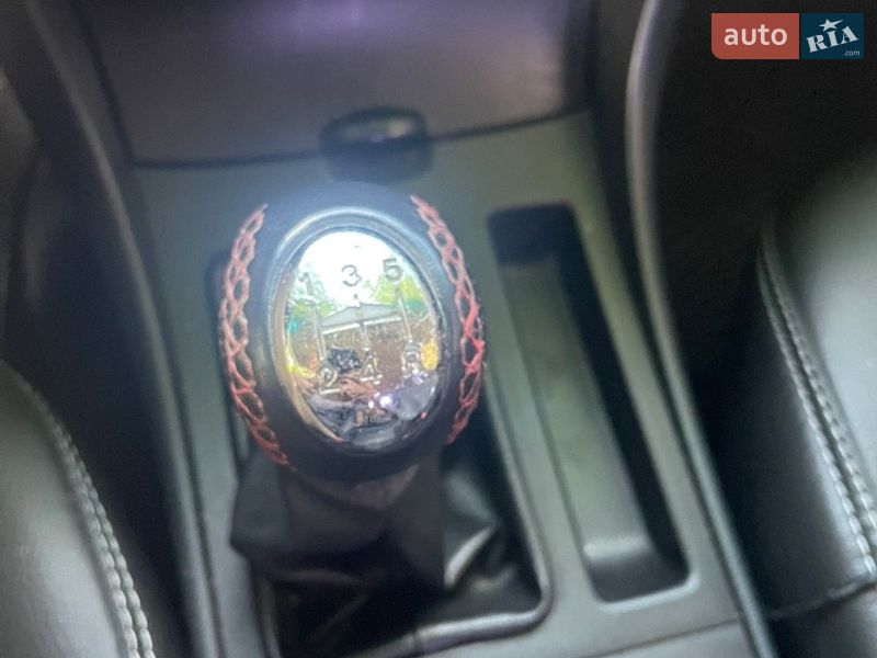 Седан Mazda 3 2006 в Киеве
