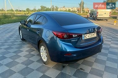 Седан Mazda 3 2018 в Самборі