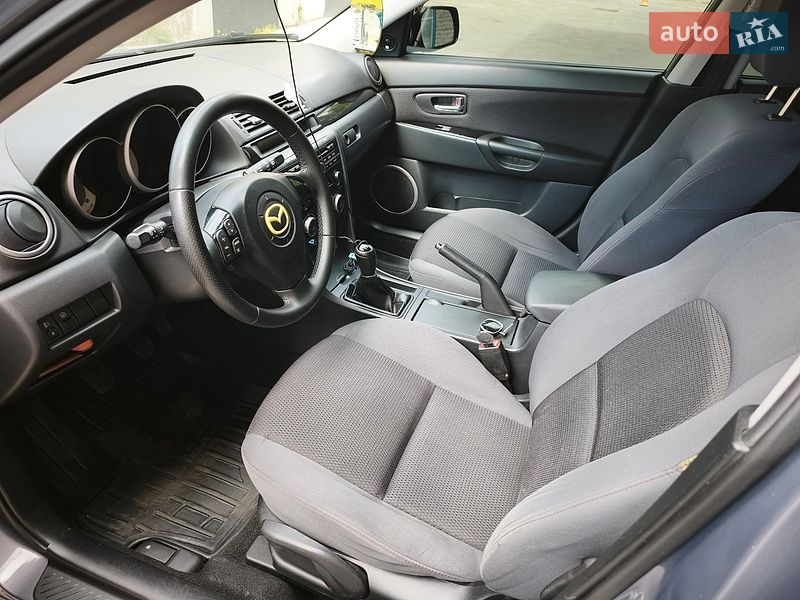 Хэтчбек Mazda 3 2008 в Днепре