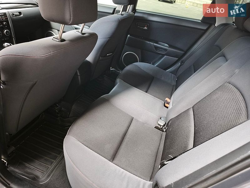 Хэтчбек Mazda 3 2008 в Днепре