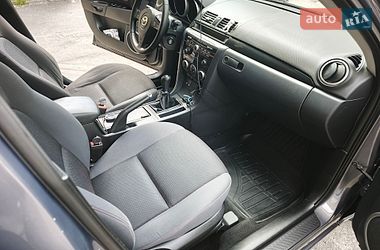 Хэтчбек Mazda 3 2008 в Днепре