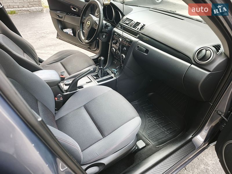 Хэтчбек Mazda 3 2008 в Днепре