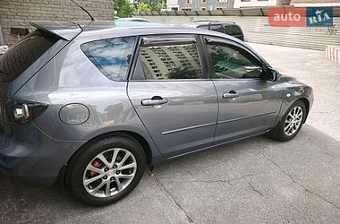 Хэтчбек Mazda 3 2008 в Днепре