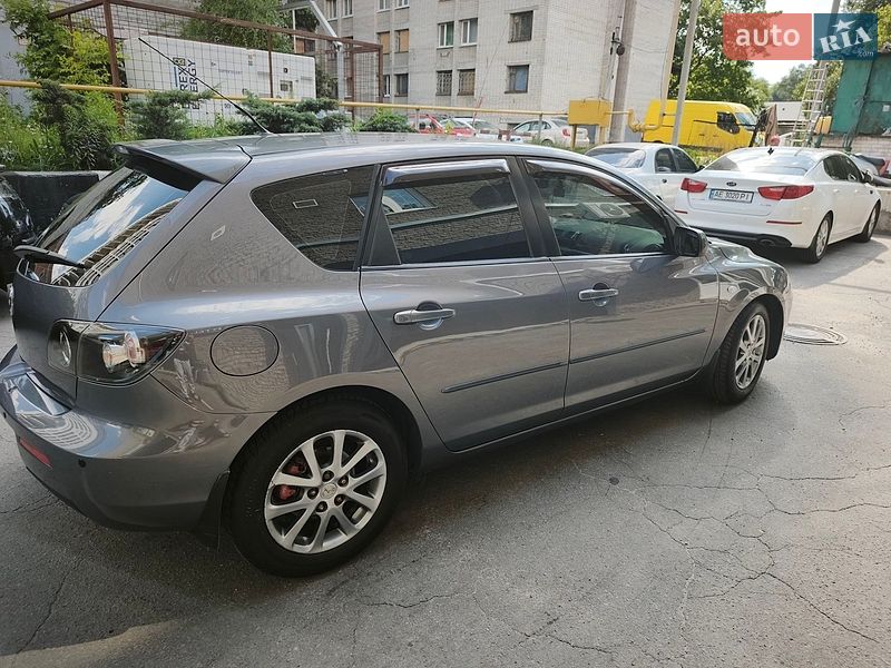 Хэтчбек Mazda 3 2008 в Днепре