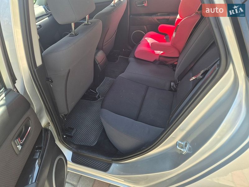 Хетчбек Mazda 3 2008 в Дрогобичі