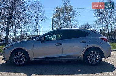 Хетчбек Mazda 3 2016 в Житомирі