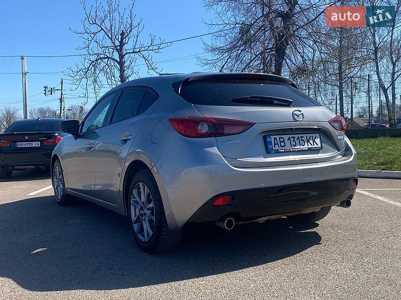 Хетчбек Mazda 3 2016 в Житомирі фото 15 Хетчбек Mazda 3 2016 в Житомирі