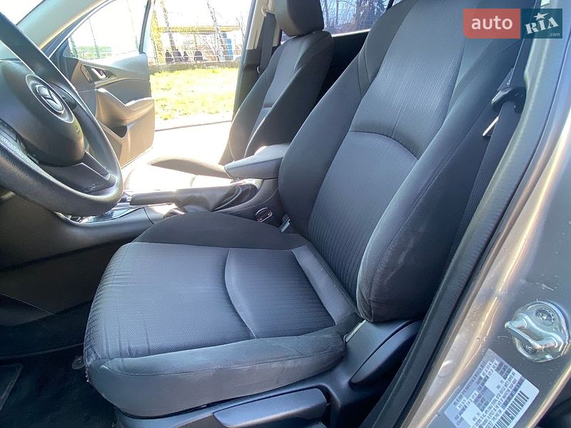 Хетчбек Mazda 3 2016 в Житомирі фото 16 Хетчбек Mazda 3 2016 в Житомирі