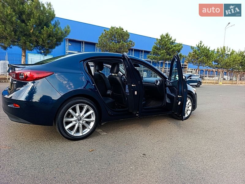 Седан Mazda 3 2016 в Одессе