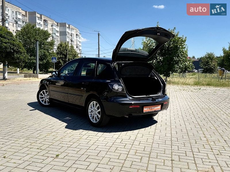 Хетчбек Mazda 3 2008 в Кропивницькому