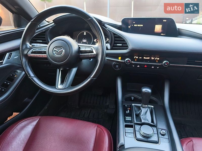 Хэтчбек Mazda 3 2022 в Киеве фото 12 Хэтчбек Mazda 3 2022 в Киеве