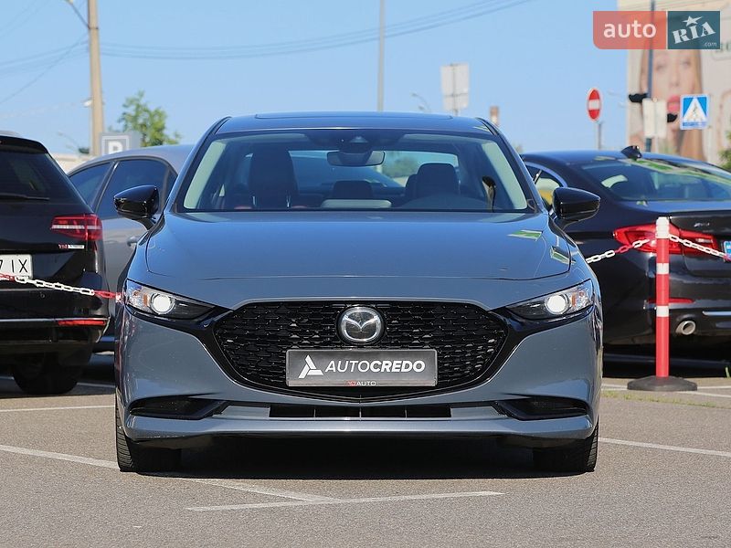 Седан Mazda 3 2023 в Киеве