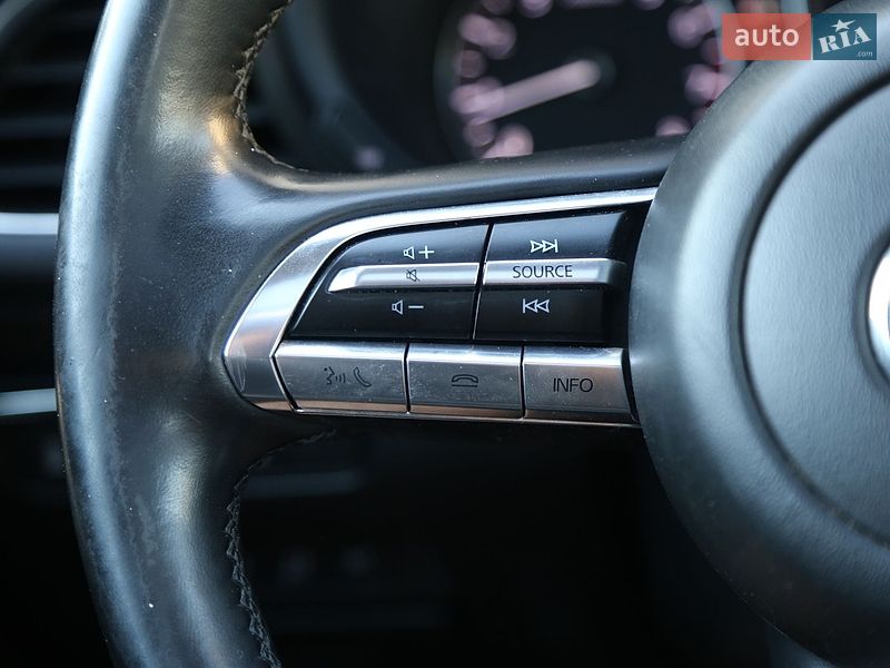 Седан Mazda 3 2023 в Киеве