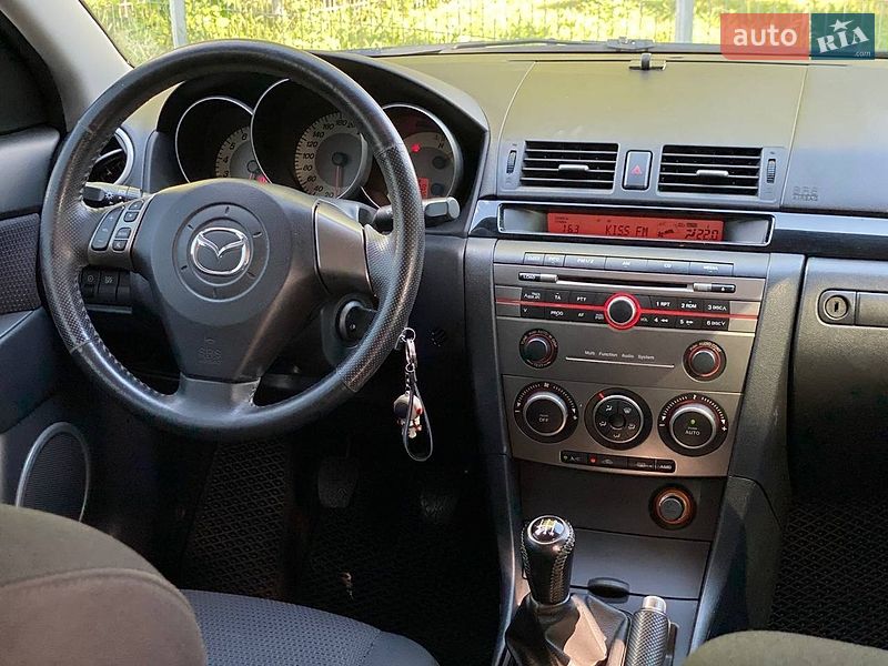 Хэтчбек Mazda 3 2007 в Днепре