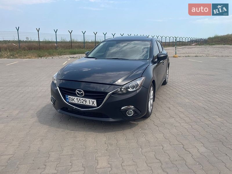 Mazda 3 2016