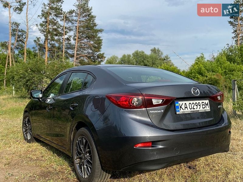 Седан Mazda 3 2014 в Києві