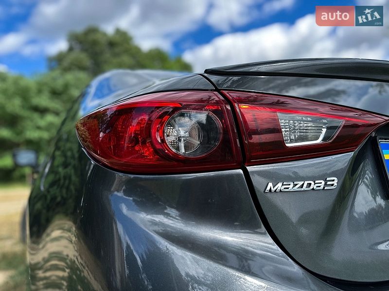 Седан Mazda 3 2013 в Львове фото 12 Седан Mazda 3 2013 в Львове
