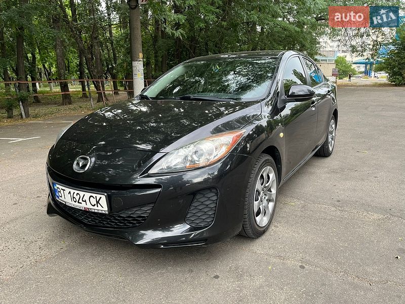 Mazda 3, фото з оголошення