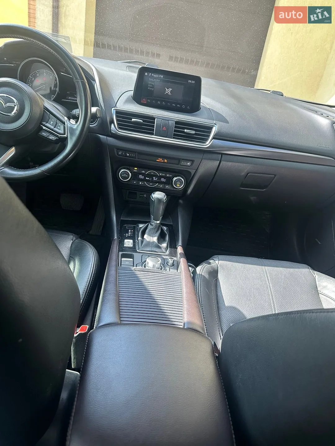 2017 Mazda 3 - мініатюра 4