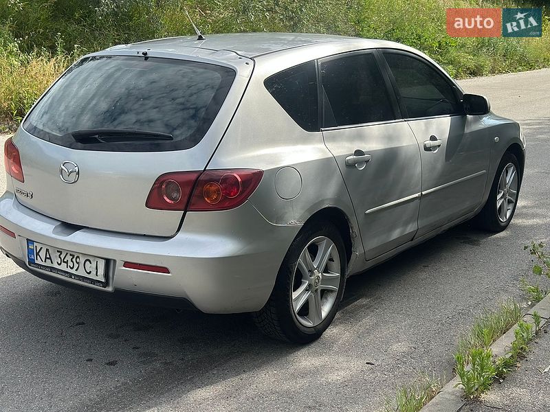 Хэтчбек Mazda 3 2005 в Киеве
