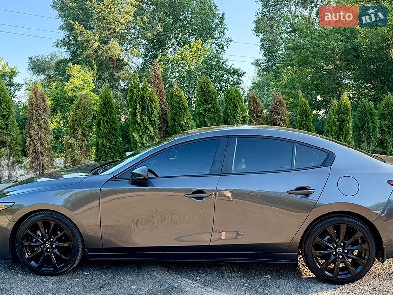 Седан Mazda 3 2020 в Києві
