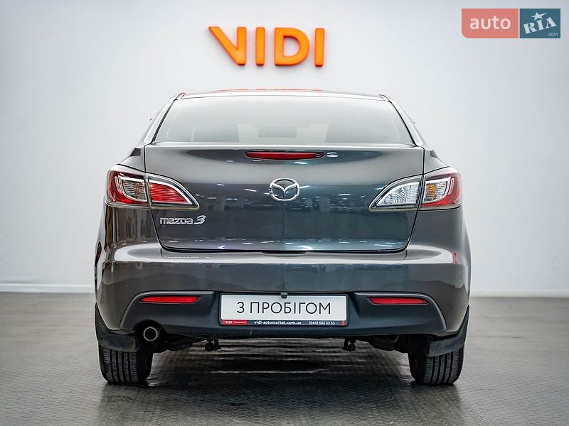 Седан Mazda 3 2010 в Киеве