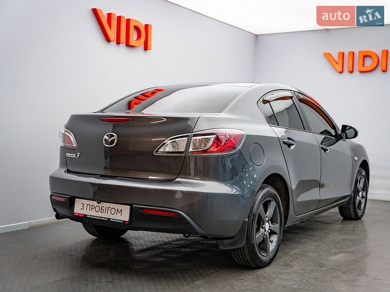 Седан Mazda 3 2010 в Киеве