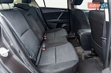 Седан Mazda 3 2010 в Киеве