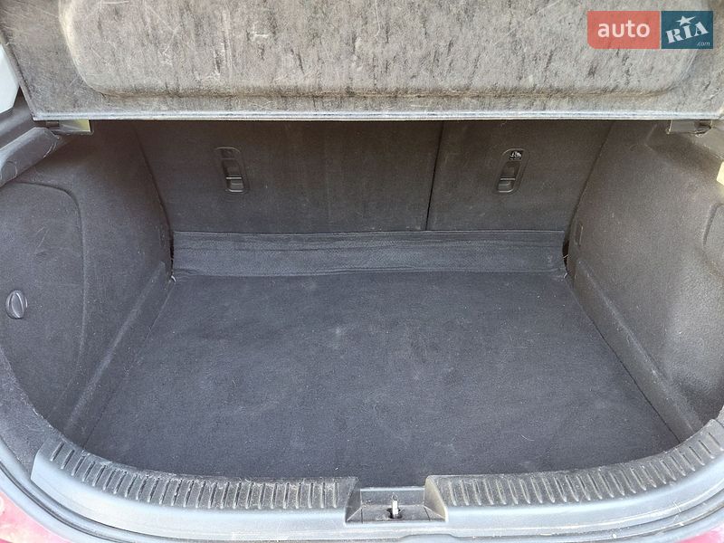 Хэтчбек Mazda 3 2005 в Южноукраинске