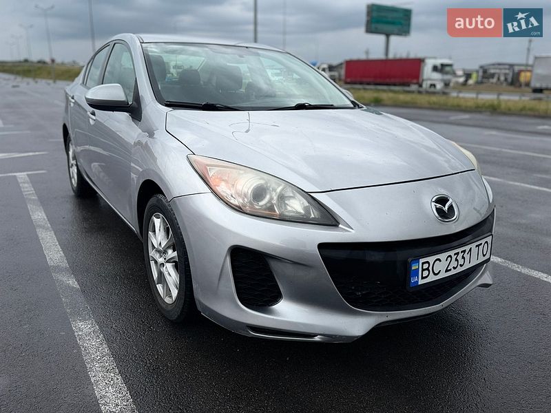Седан Mazda 3 2013 в Львове