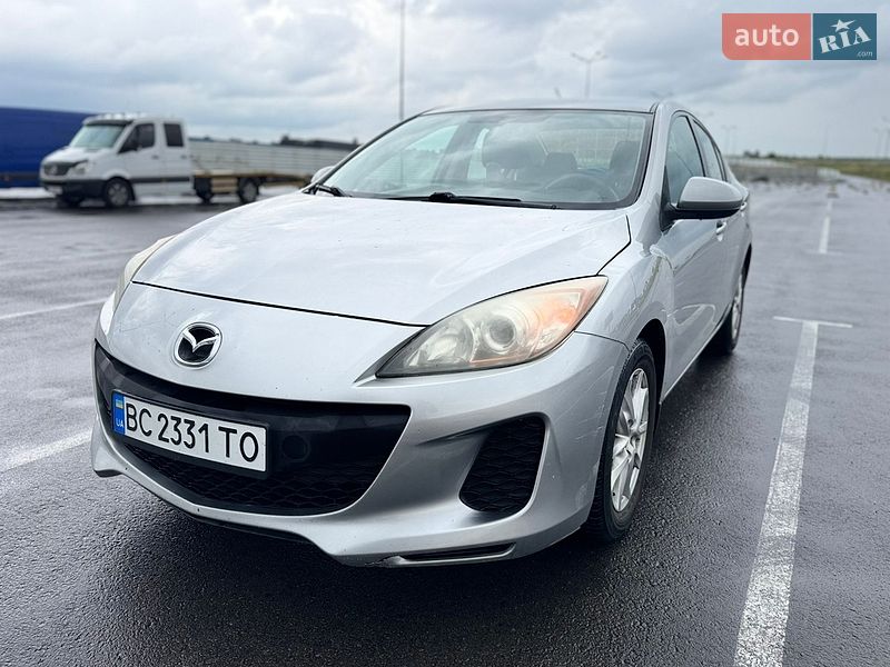 Седан Mazda 3 2013 в Львове
