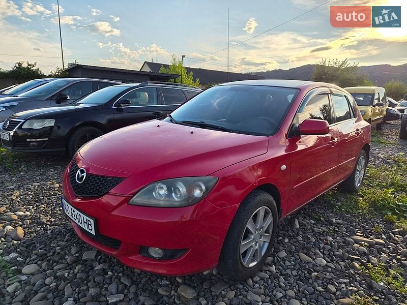Хэтчбек Mazda 3 2004 в Хусте