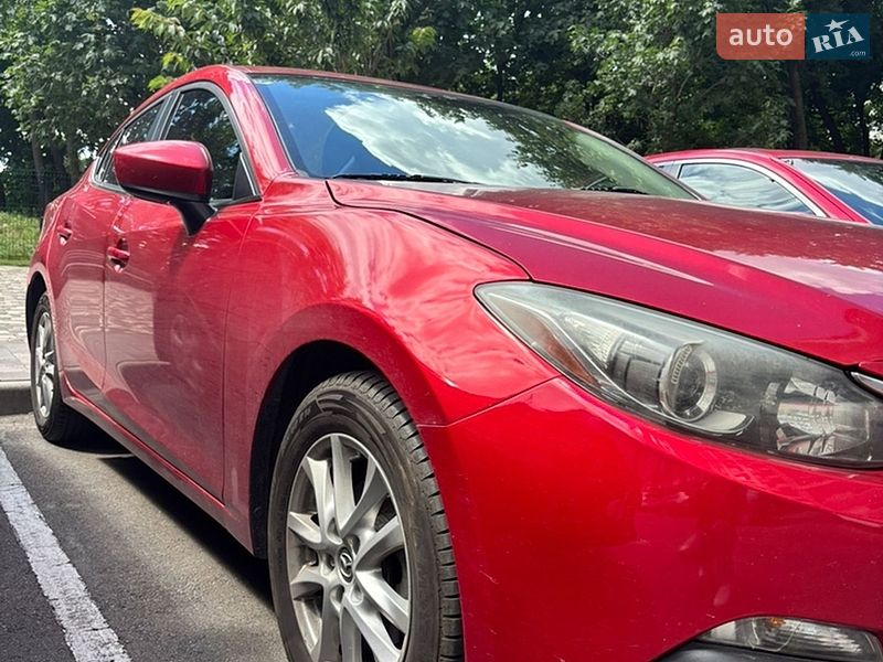 Седан Mazda 3 2014 в Киеве