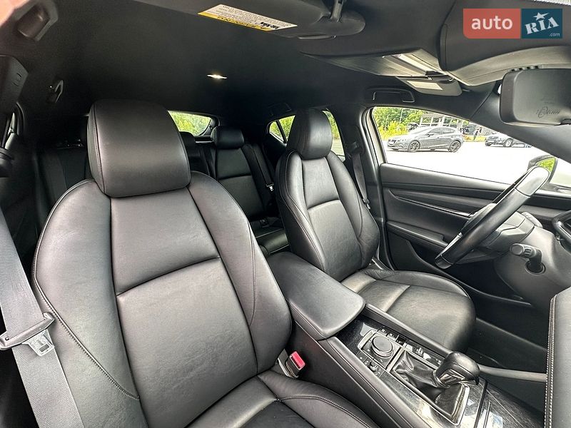 Хэтчбек Mazda 3 2019 в Киеве