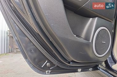 Седан Mazda 3 2007 в Тростянце