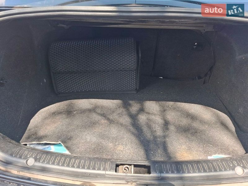 Седан Mazda 3 2009 в Киеве