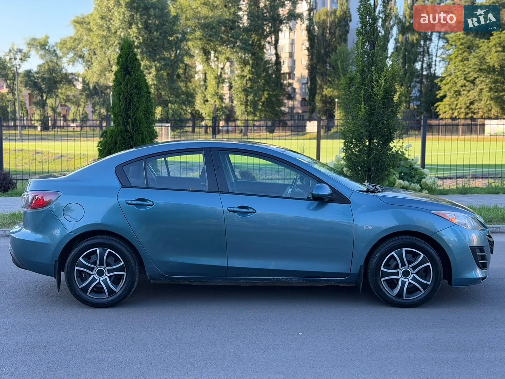 2010 Mazda 3 - мініатюра 10