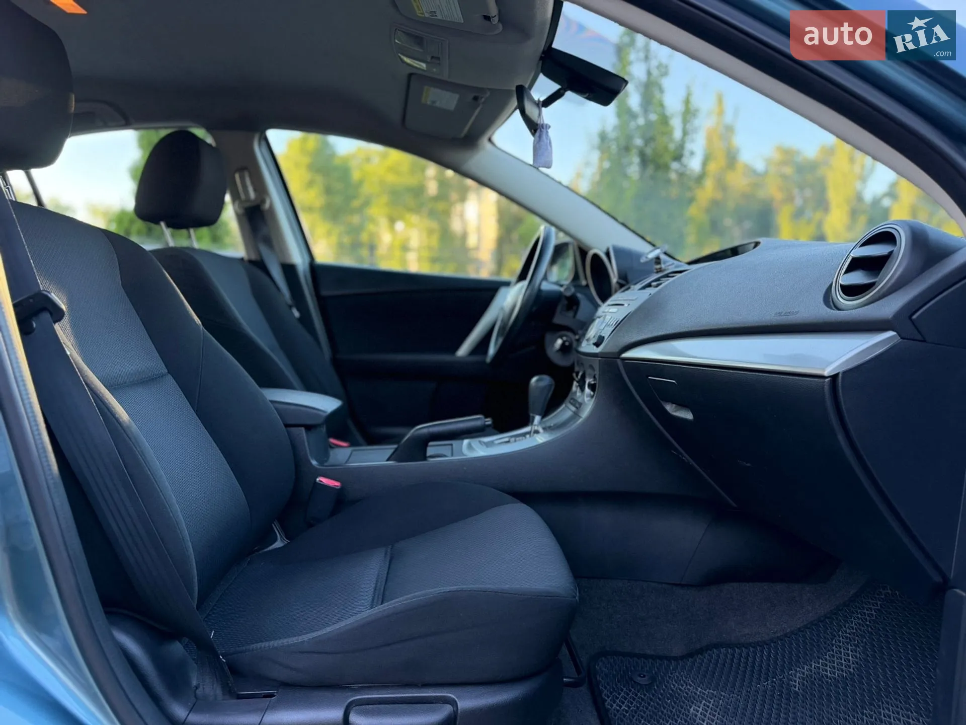 2010 Mazda 3 - мініатюра 36