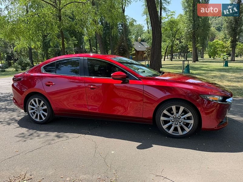 Седан Mazda 3 2024 в Киеве