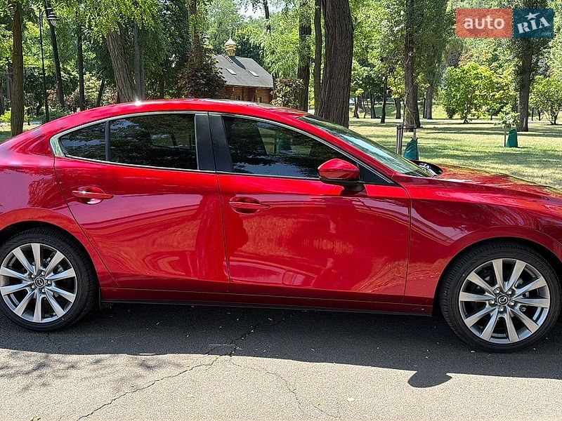 Седан Mazda 3 2024 в Киеве