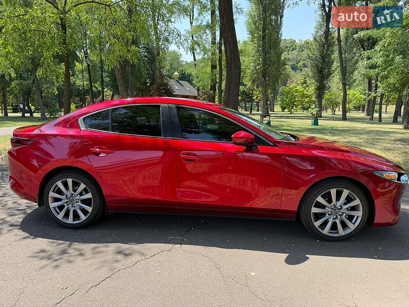 Седан Mazda 3 2024 в Киеве