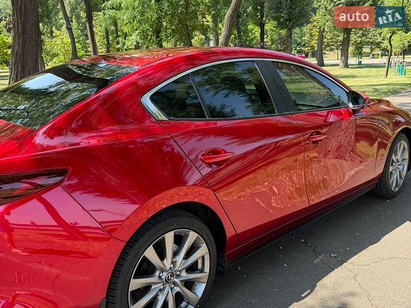 Седан Mazda 3 2024 в Киеве