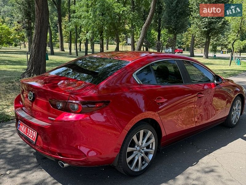 Седан Mazda 3 2024 в Киеве