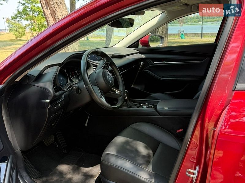 Седан Mazda 3 2024 в Киеве